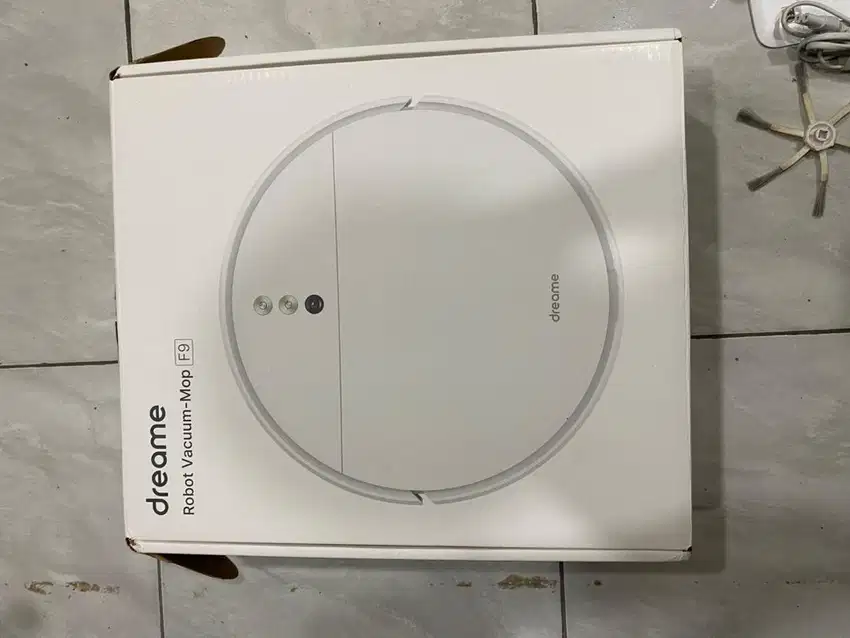 Dreame Bot F9 Robot Vacuum and Mop 2000Pa Suction 200ml Sapu dan Pel