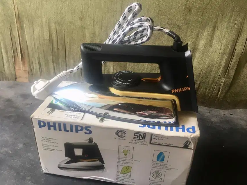 Strikaan Philips Ada Minus