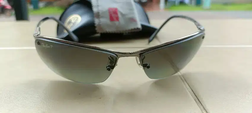 Ray-Ban Authentic,,Kacamata Hitam Ray-Ban