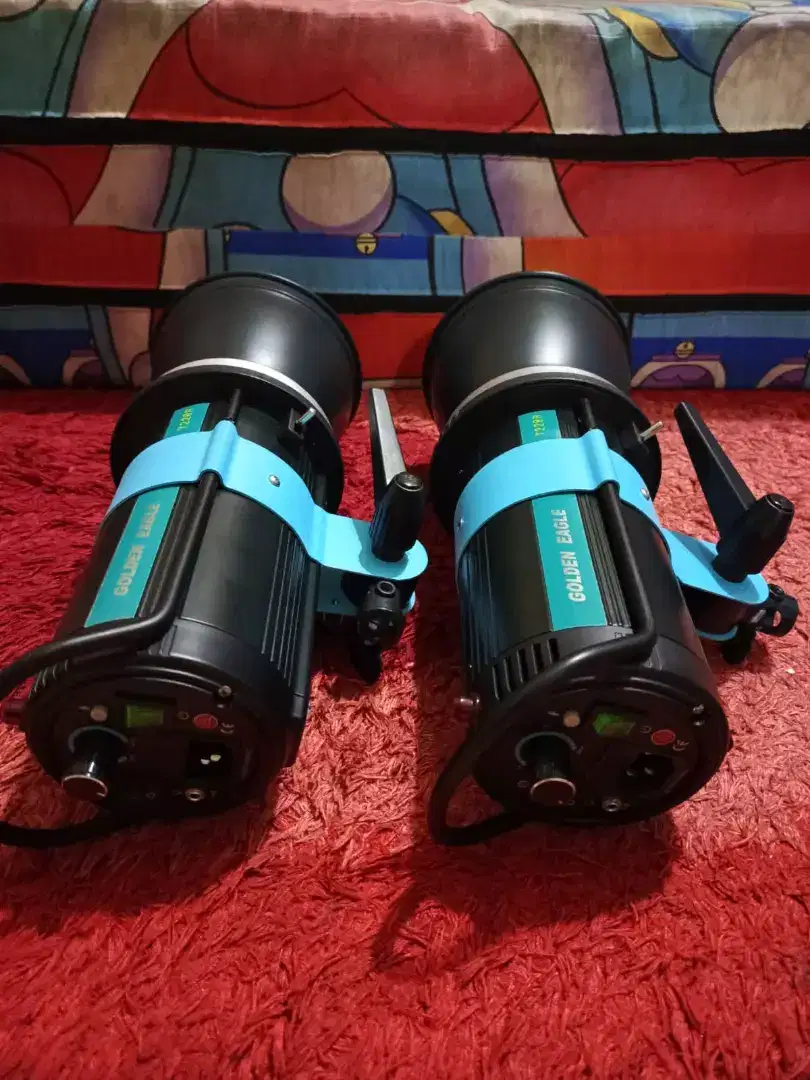 2 unit lighting studii goldem eagle T 228b plus transmitter