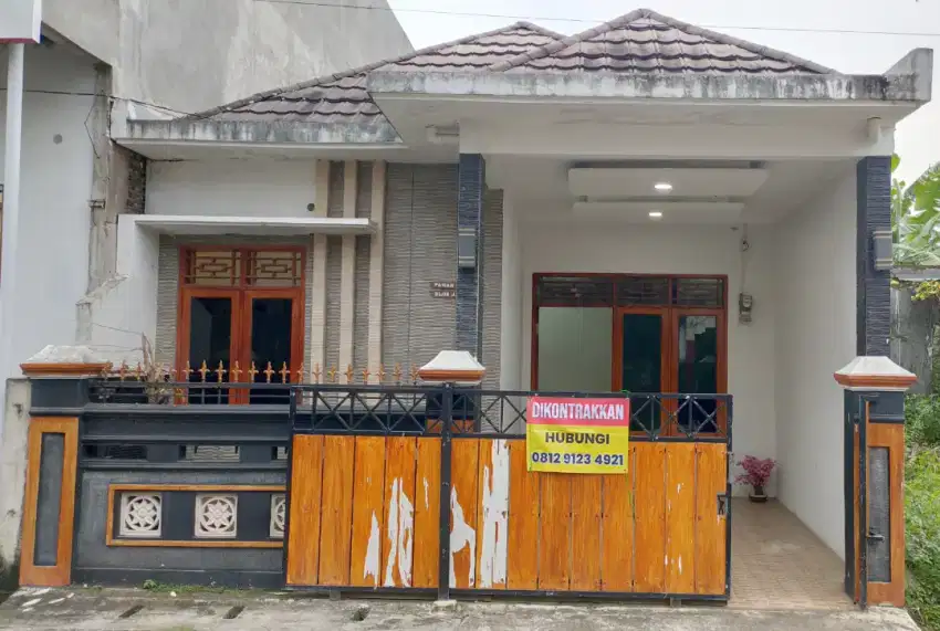 DIKONTRAKKAN RUMAH TAMAN KRISAN KOTA SERANG