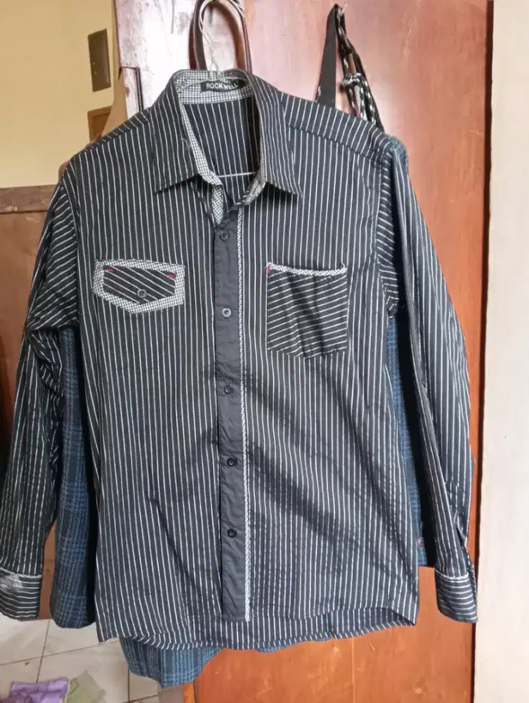 Kemeja lengan panjang Hitam Rockwell