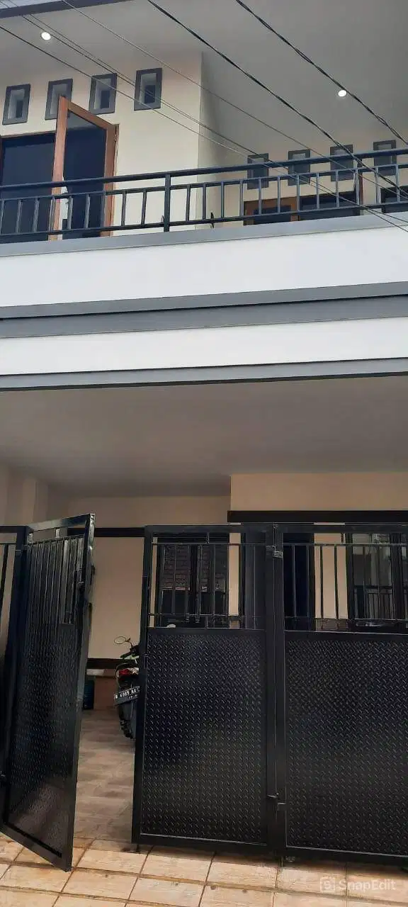 Dijual Rumah 2 Lt Siap Huni Cluster Catalina  Paramount Gading Serpong