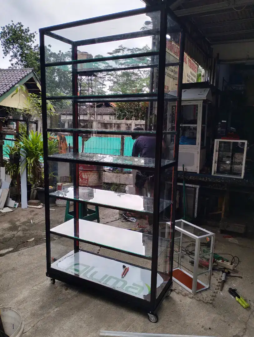 Etalase aluminium/cod