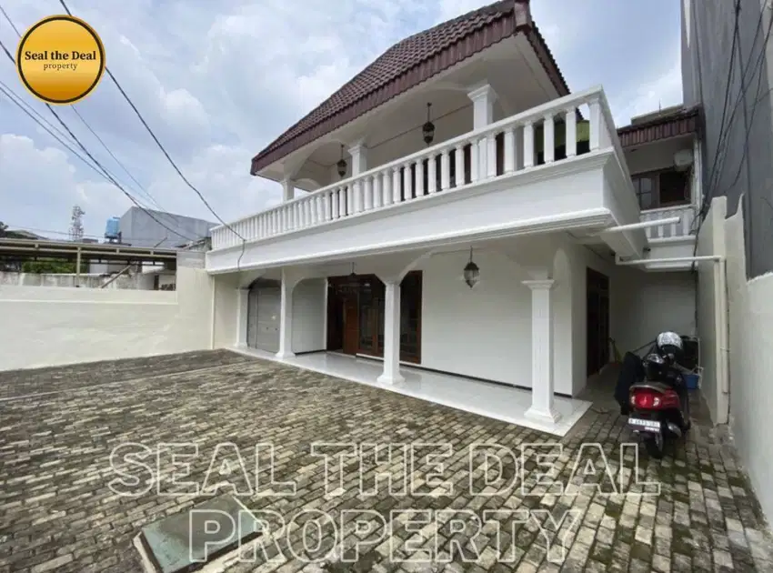 Disewakan Rumah Bisa Untuk Kantor Di Kebayoran Baru Jakarta STD596