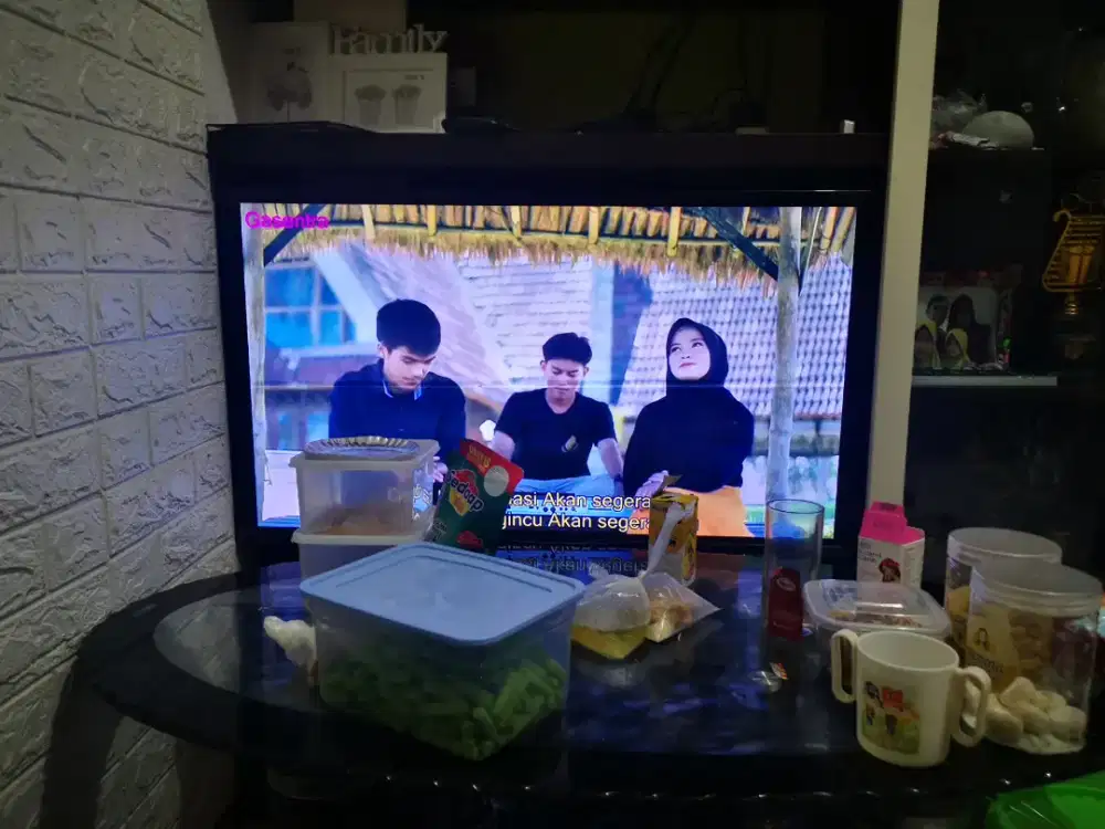 TV Led Hisense smart 40 inch