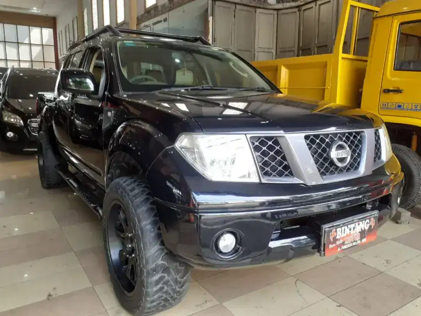 NAVARA DBL CABIN MT 2008 BLACK / MODEL THN 2009 (BINTANG MOTOR)