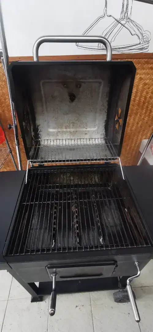 Alat panggang bakaran arang smoked grill bbq merk Char Broil