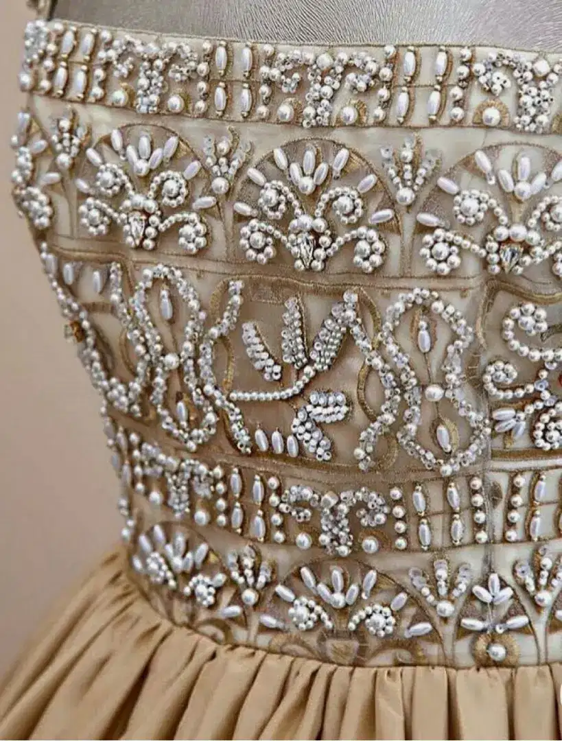 DIBUKA LOWONGAN TUKANG PAYET GAUN PENGANTIN