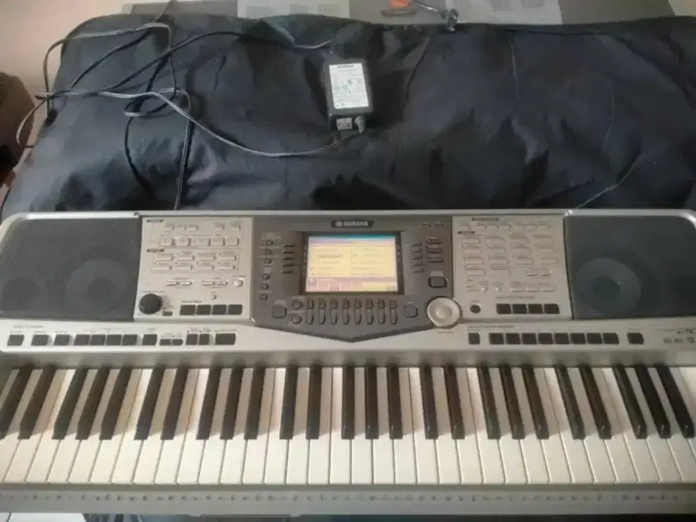 KEYBOARD YAMAHA PSR -2000