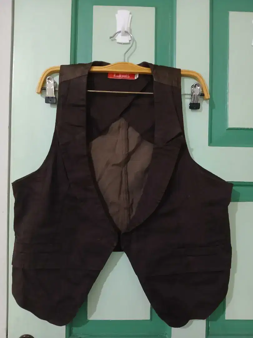 DIJUAL VEST/OUTER ROMPI , KOMBINASI SATIN & KATUN . PAKAI 1 X.