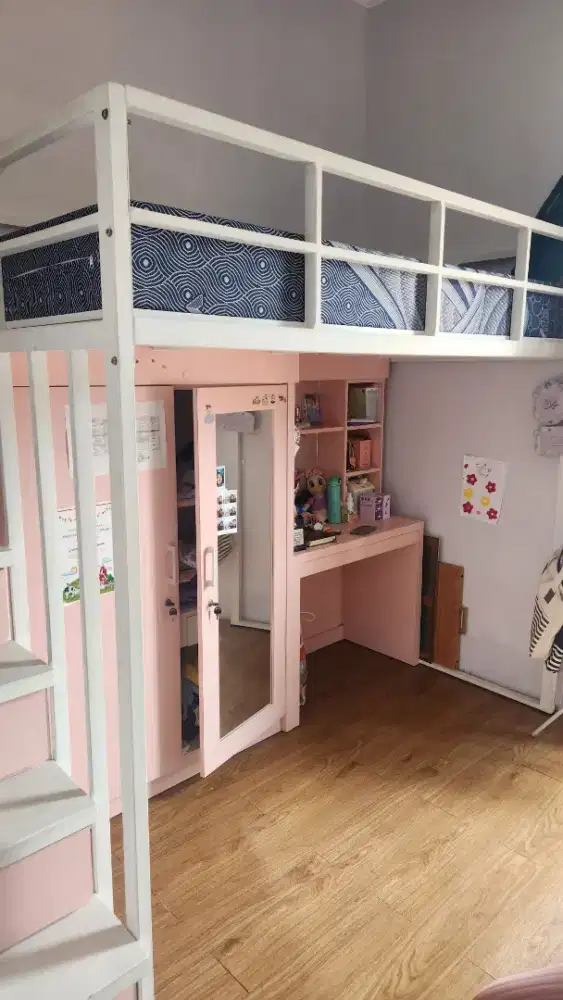 Tempat tidur tingkat anak
