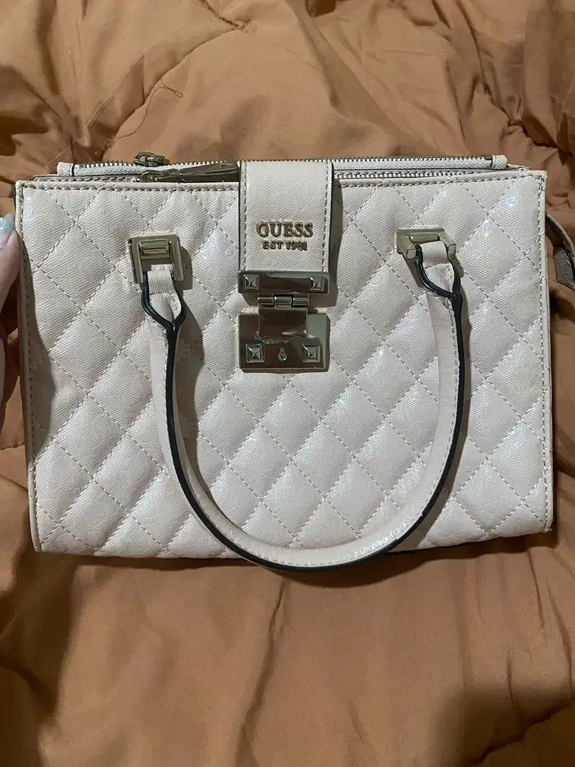Sling bag guess soft pink