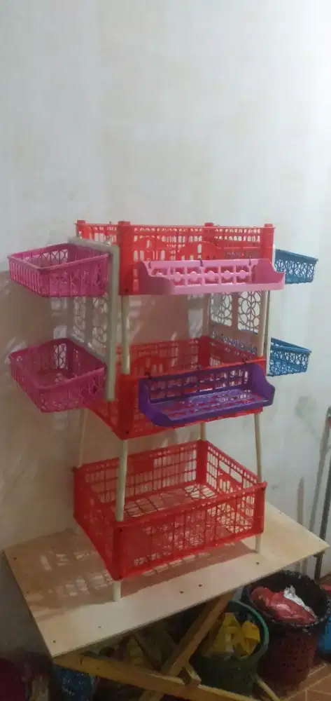 Rak modifikasi di rumah dan warung