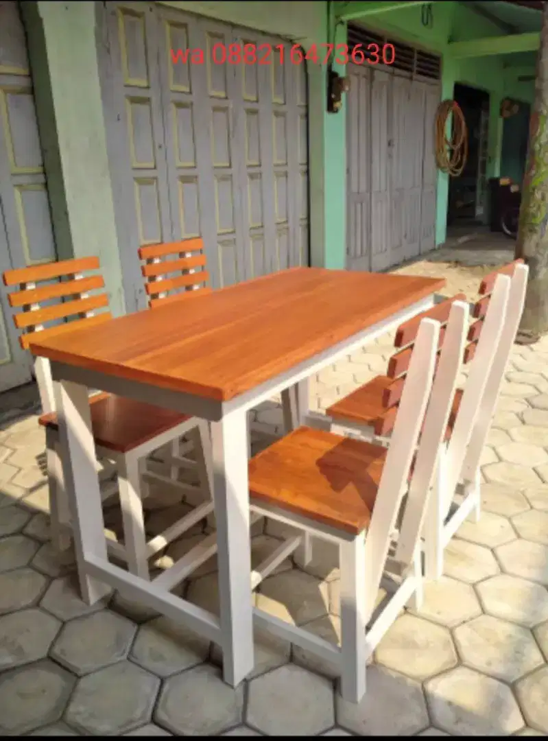 Meja kursi cafe dan makan