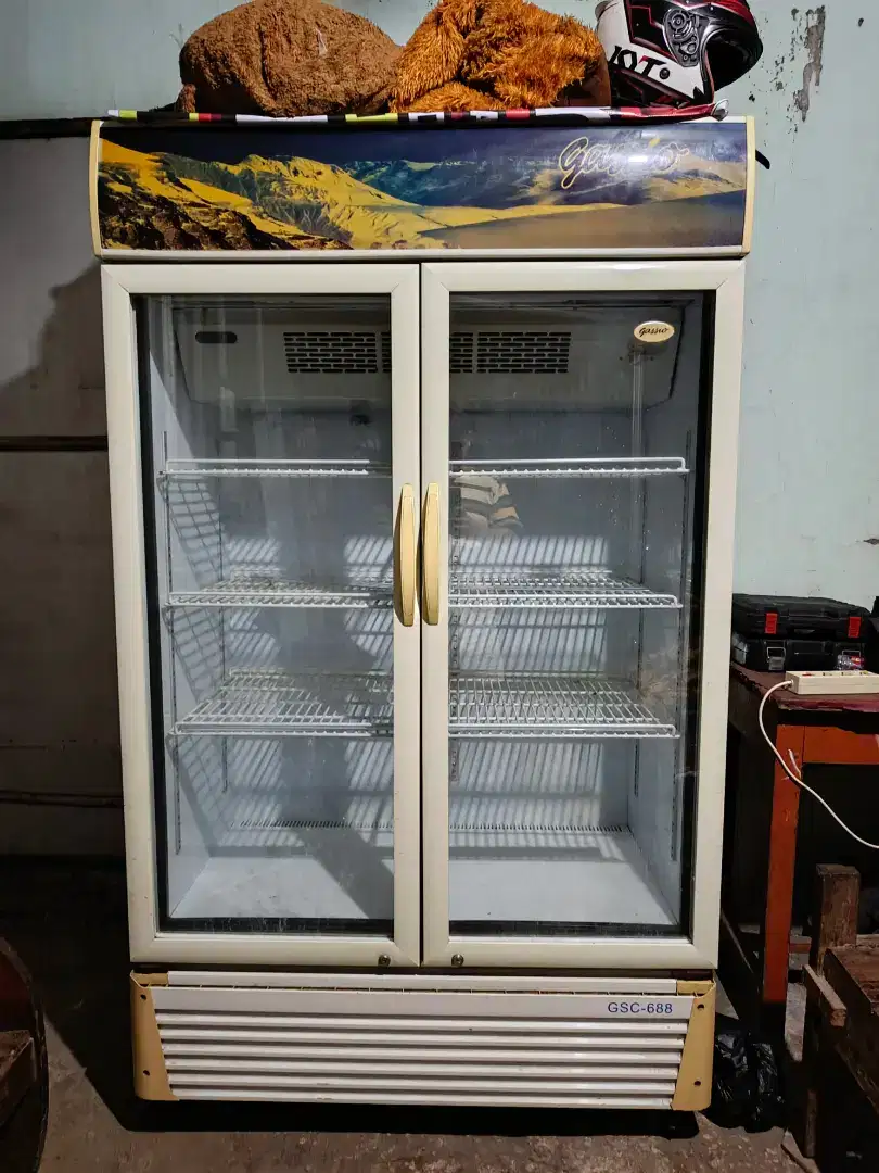 DIJUAL SHOW CASE 2 PINTU GASSIO GSC-688 SECOND