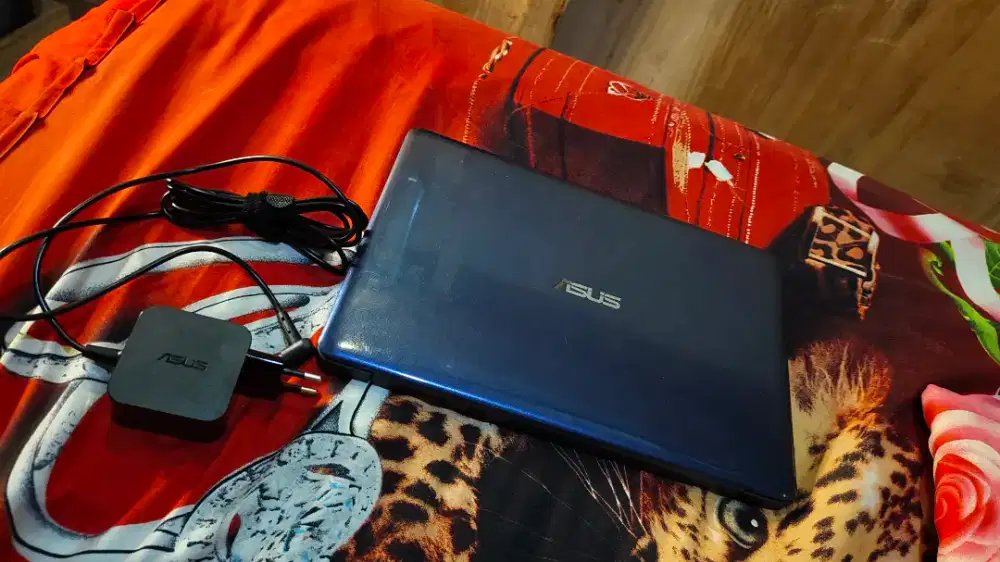 ASUS E203M PERFORMANCE SSD