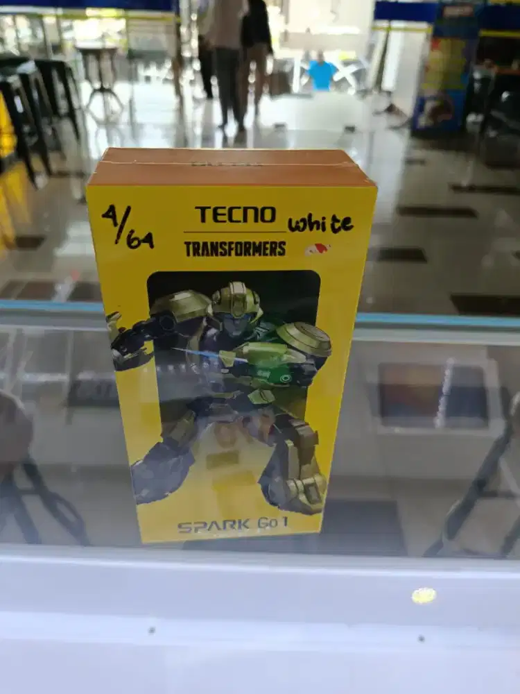 Tecno spark go 1 4/128 danrom64gb kamera miring iPhone13 resmi