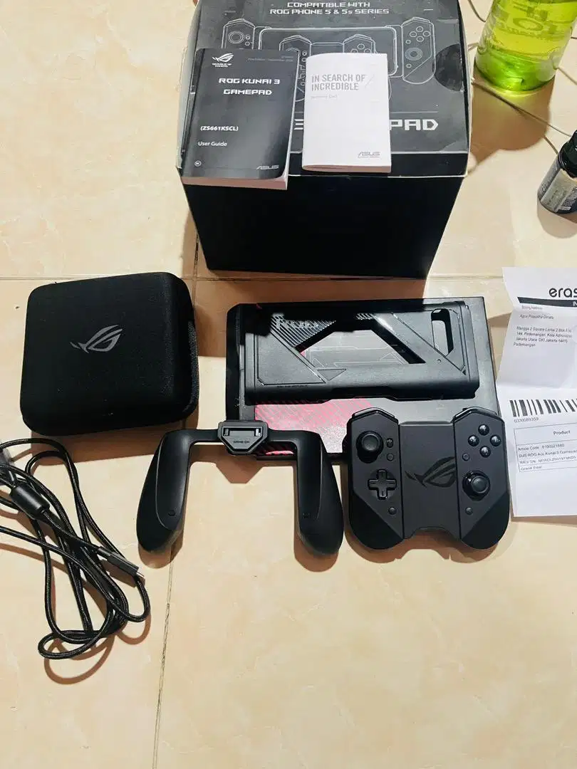 Gamepad ASUS Kunai 3 Gen 5 Mulus Fullset baru 1x pakai