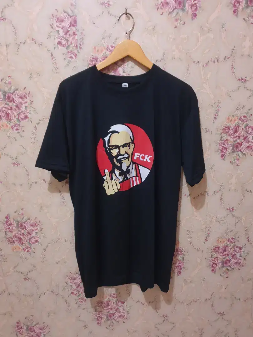 Mulus .authentic kaos .t shirt FCK size xl