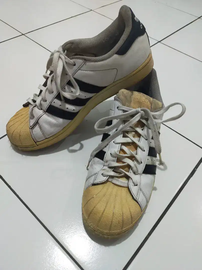 Sepatu adidas superstar ori size 44