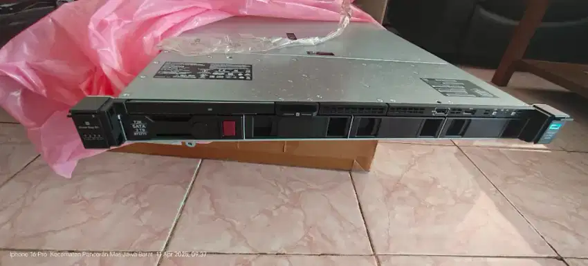 Paket Server HPE DL360 G10 dan HPE Storeeasy 1460
