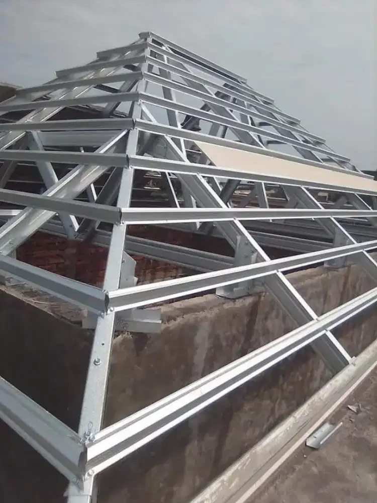 Bongkar pasang atap dan plafon