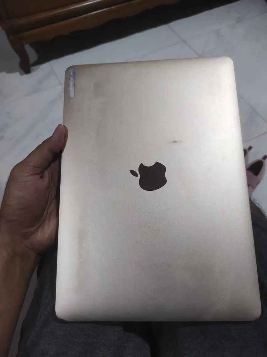 Macbook air retina 12 inch 2016 Model A1534