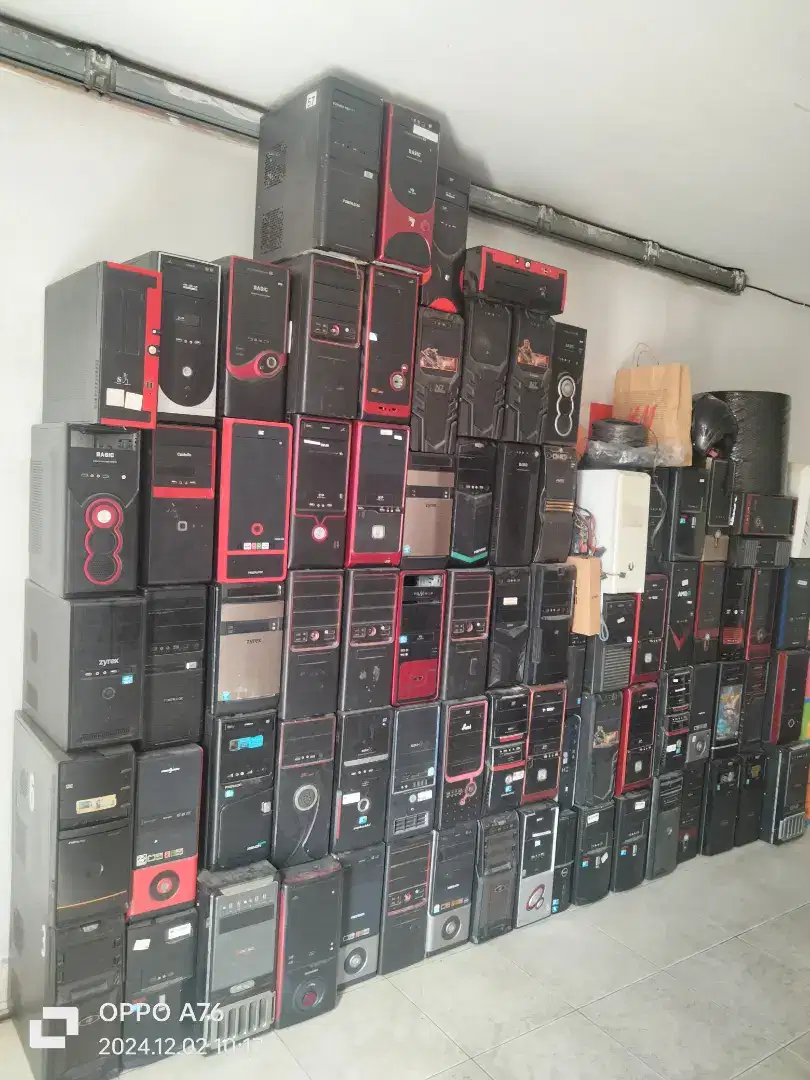 Jual Borongan CPU Core2duo/komputer intel 20unit