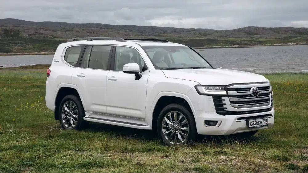 Upgrade Toyota Land Cruiser LC200 To LC300 (Facelift)