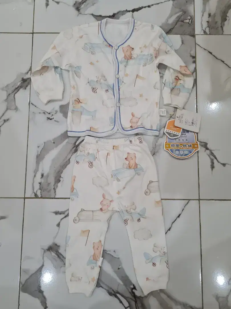 Baju tidur bayi 1 set atas bawah size 73
