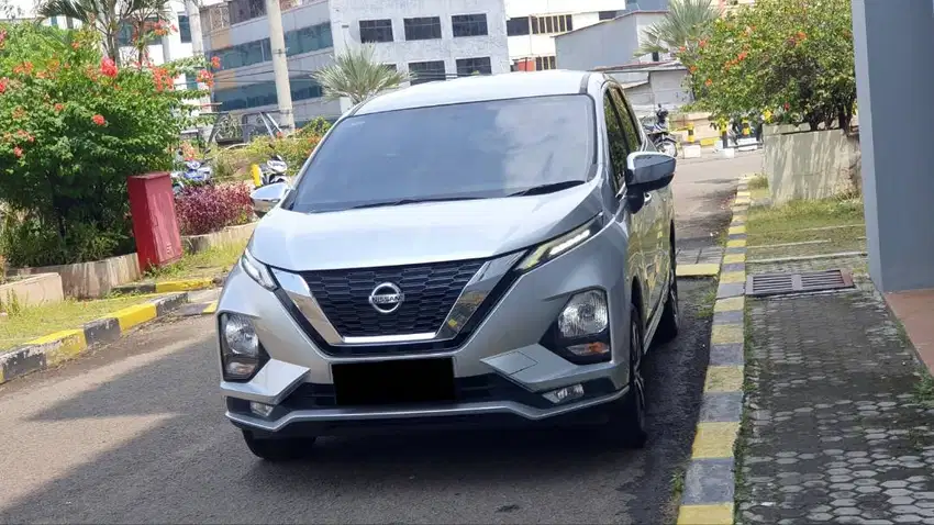 [ LOW KM ] Nissan Livina 1.5 VL Silver 2019/2020