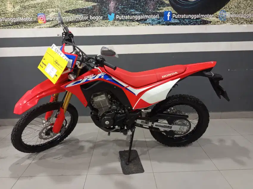 CRF 150 L 2024 Istimewa