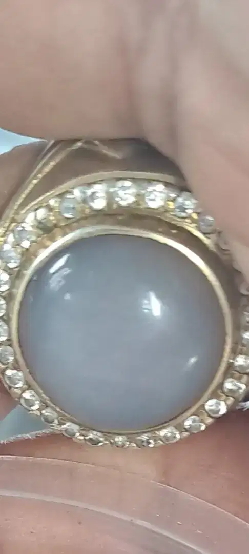 Batu kalimaya safir langka penuh kembang