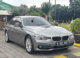 BMW 320i 2016 Bensin