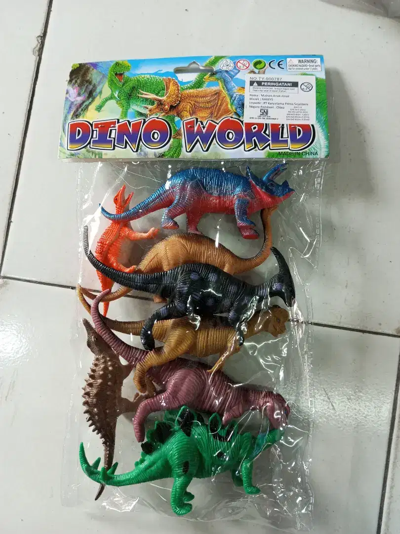 Mainan Anak Dino Word isi 8