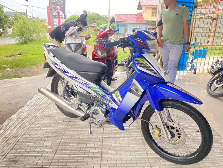 D jual F1 ZR tahun 2003 full chrome