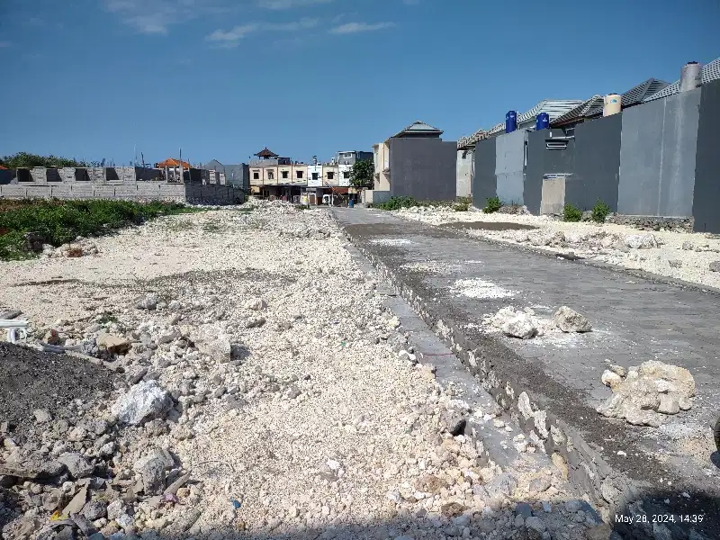 Tanah 100m2 , sangat strategis , one gate Sistem - kampiyal Nusa Dua