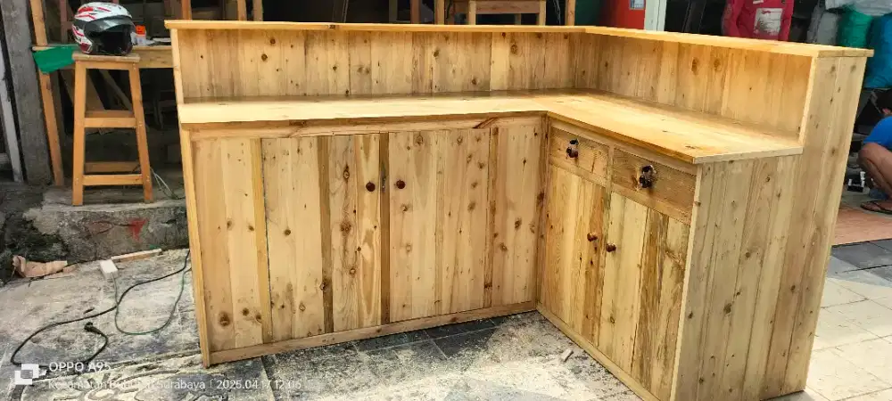 Meja Bar Letter L 150x200 (Bisa Custom dan Request Warna)