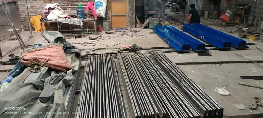 Pintu harmonika gresik sekitarnya