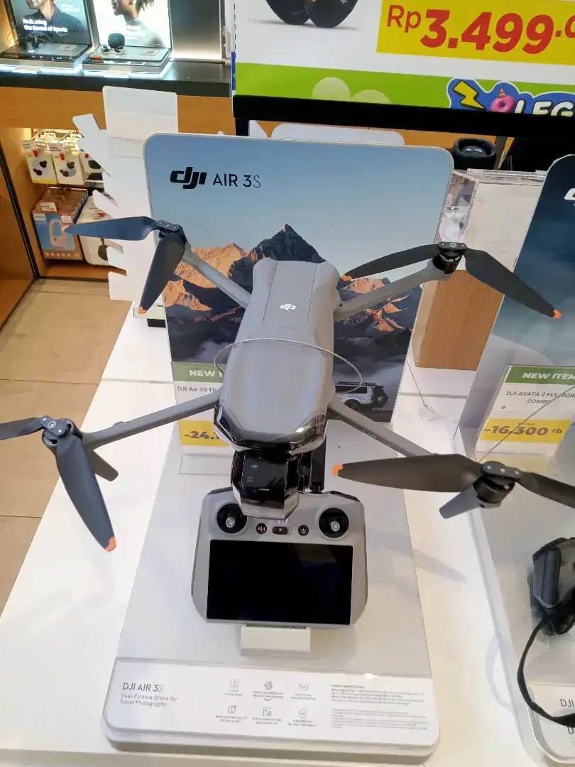 DJI 3S Fly More Combo (DJI RC 2)