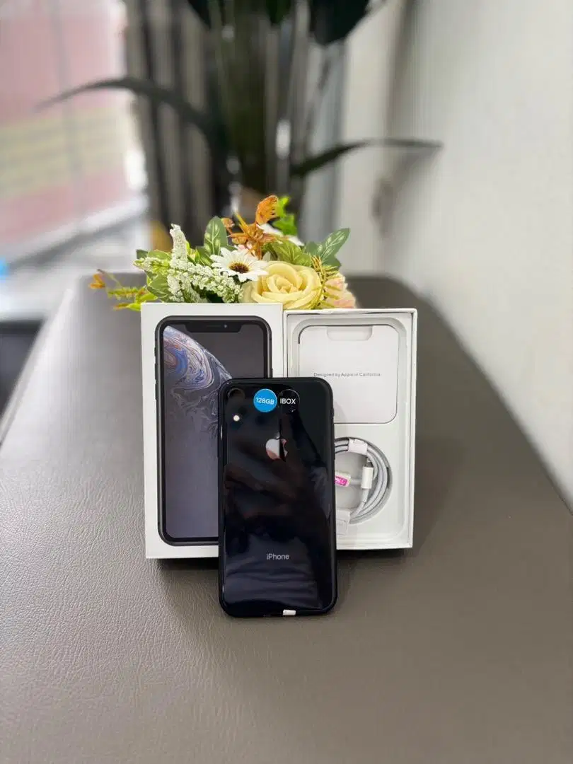 Iphone Xr 128gb Ex Ibox Mulus Nominus Fullset Bergaransi Menerima Tt