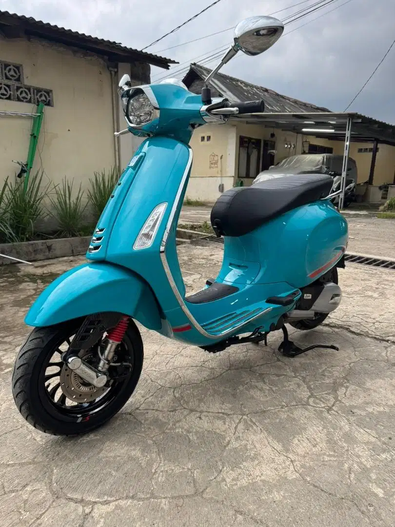 Vespa sprint s abs 2023 like new