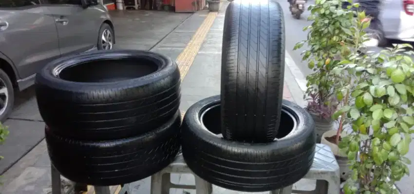 MJ ban 235/50/R18 Bridgestone Turanza T005A 2023 4pcs mlus hub Wa gan