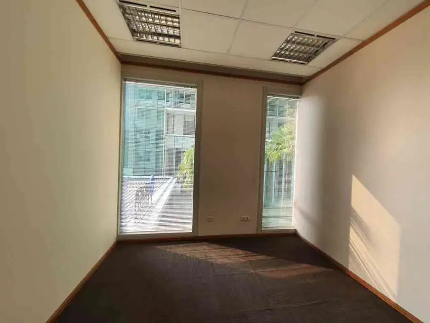 Sewa Kantor Mega Kuningan Menara Dea 200 sqm Fitted