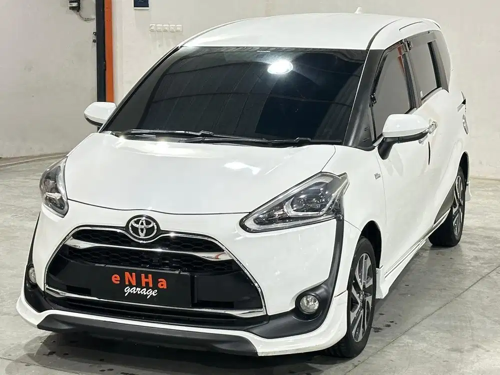 Dp 7Juta,Sienta Q Matic 2016