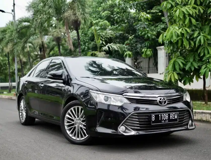 Toyota Camry 2.5 G AT Hitam 2015 
NEGO SAMPE DEAL