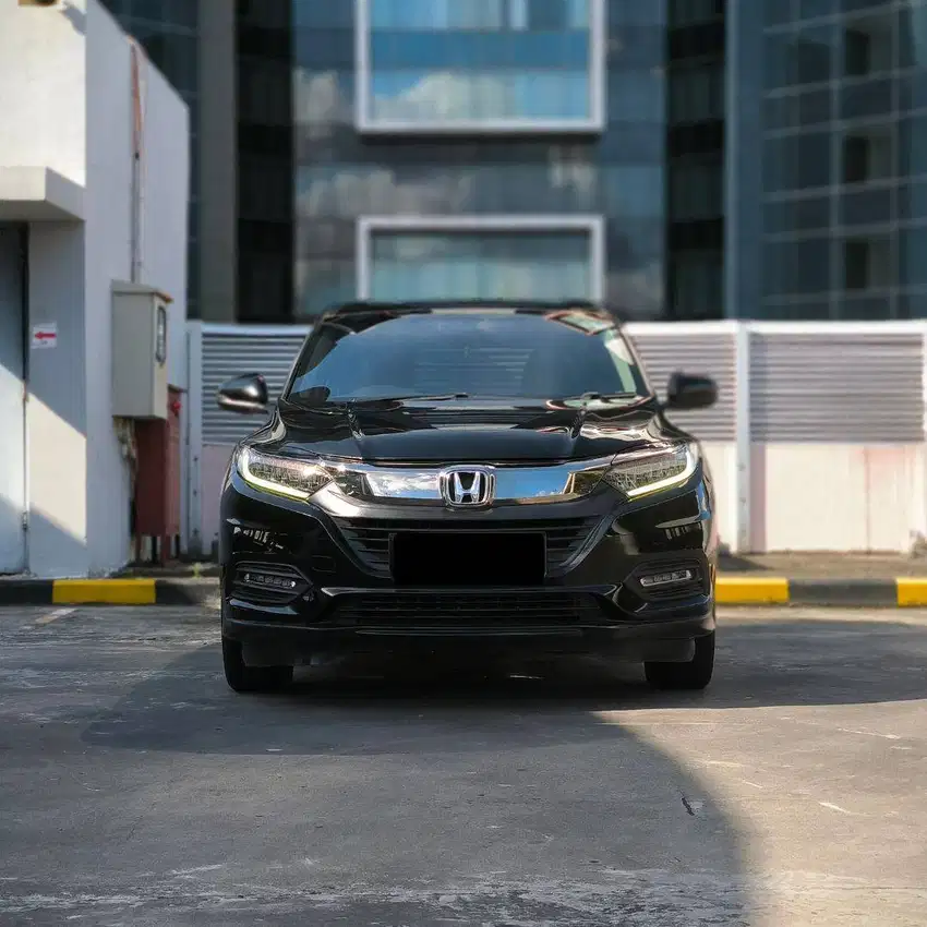 HONDA HR-V SPECIAL EDITION 1.5 CVT 2019 TERAWAT SIAP PAKAI BERGARANSI