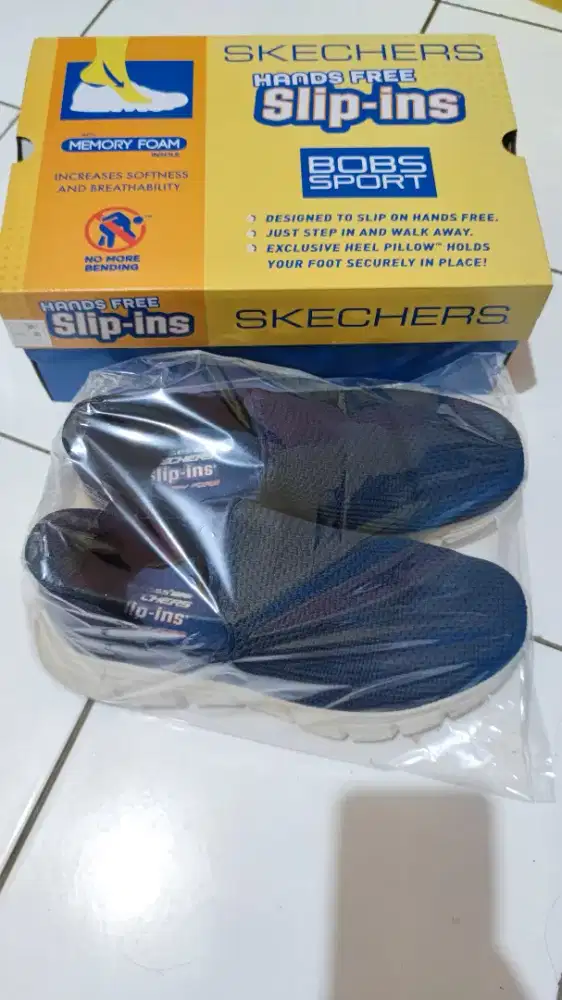 Sepatu Skechers Bobs B Flex