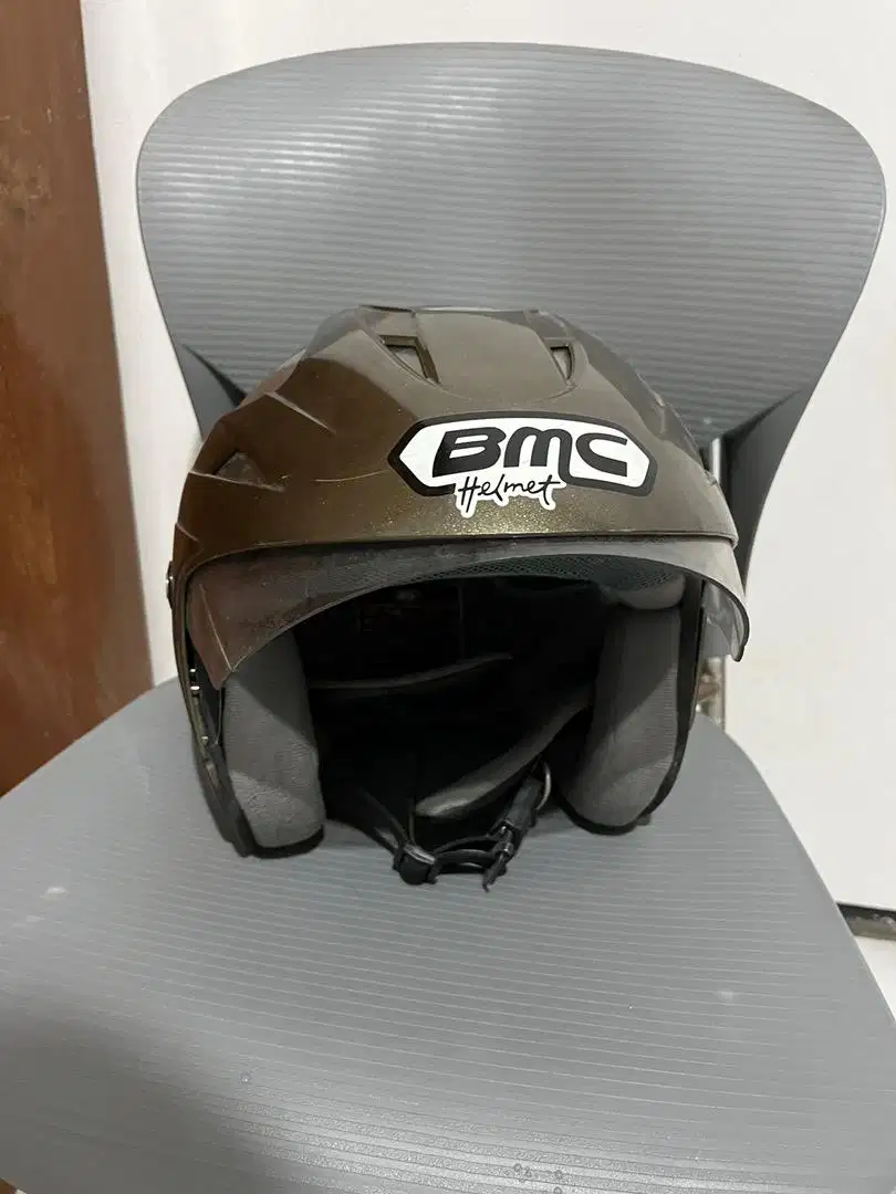 Second Like New Helm BMC Helmet Pemakaian Bersih Busa Full